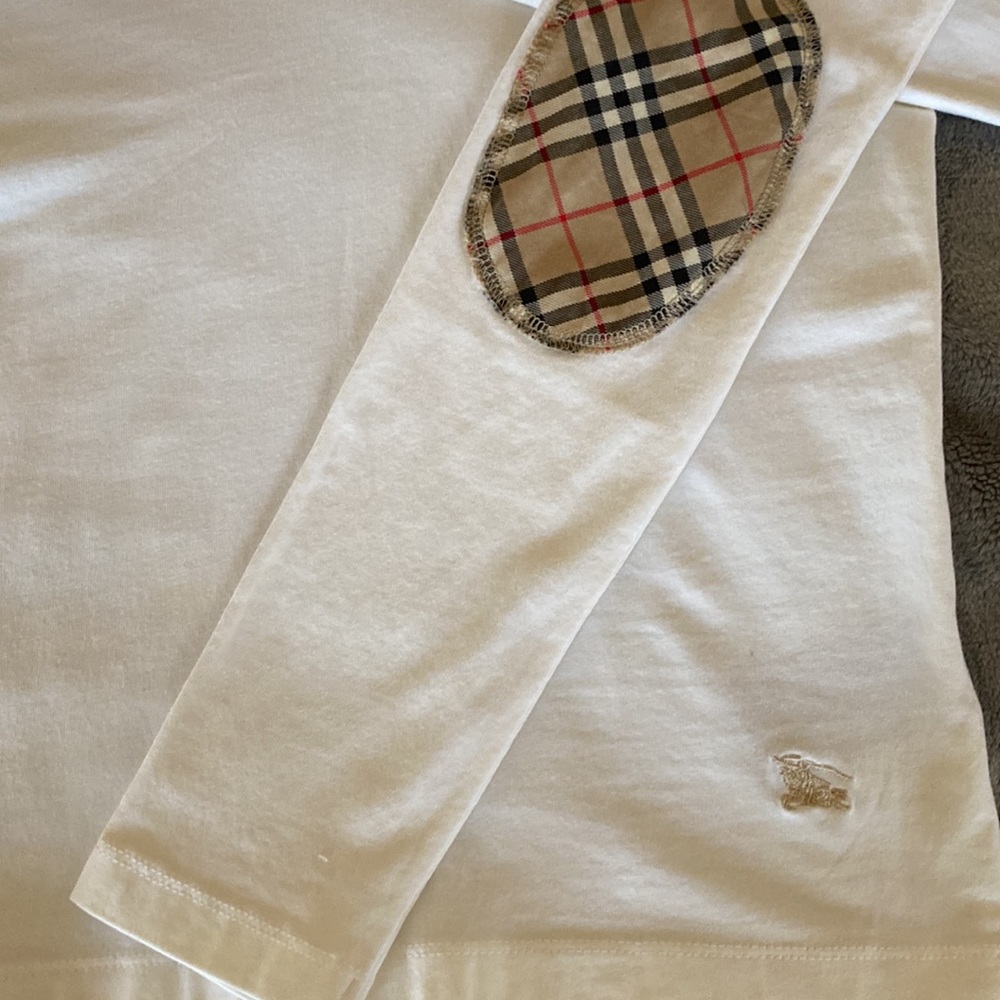 Burberry🐎 - Picture 2 of 4